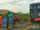 Ônibus de banda Luxuria se envolve em acidente com duas carretas na BR-116