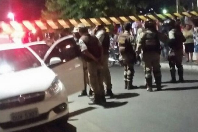 Sudoeste Baiano: Pai e filha de 13 anos são baleados dentro de carro em via pública de Jequié