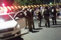 Sudoeste Baiano: Pai e filha de 13 anos são baleados dentro de carro em via pública de Jequié