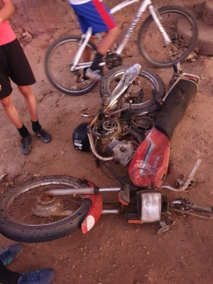 CORDEIROS: Colisão entre duas motocicletas deixa uma vítima fatal e duas gravemente feridas