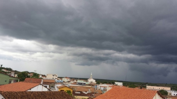 Condeúba: Previsão aponta tempo fechado e neblina para a semana