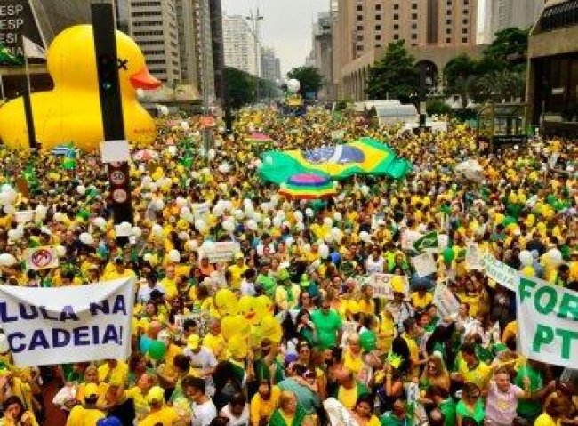 Manifestações reuniram cerca de 3,6 milhões em todo Brasil, aponta PM
