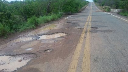 Deu no Blog da Resenha: Estrada Tremedal a Piripá em estado de abandono