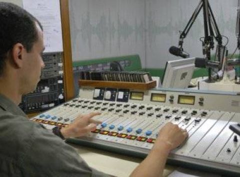 Jacaraci, Urandi e mais 68 cidades baianas são contempladas com rádios comunitárias