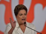 Dilma Rousseff é reeleita com 51,5% dos votos; Aécio recebe 48,5%