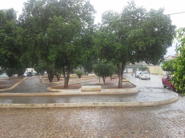 Condeúba: Previsão promete chuvas durante toda a semana na região; Em Cordeiros já chove