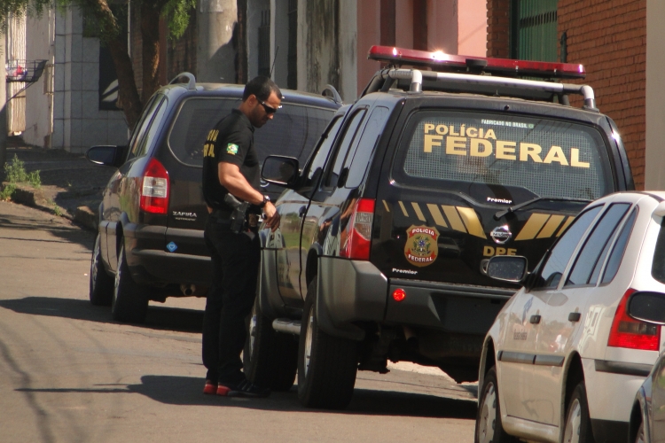 PF investiga desvio milionário e prefeitos baianos têm prisão decretada
