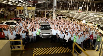 Ford dará férias coletivas a 12 mil funcionários em Camaçari