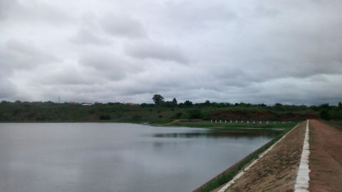 Condeúba: Mesmo após as chuvas, nível de água na Barragem do Champrão tem pouca variação, veja fotos