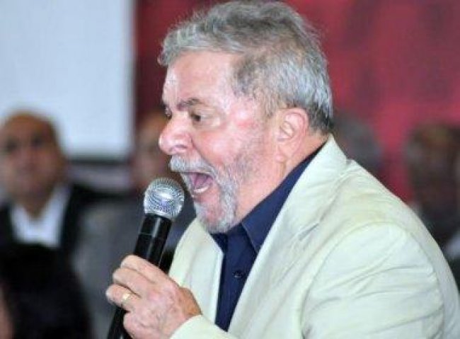 Lula é denunciado por lavagem de dinheiro, ocultação de patrimônio e falsidade ideológica