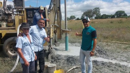 Cordeiros: Vereadores entregam poço artesiano a comunidade rural