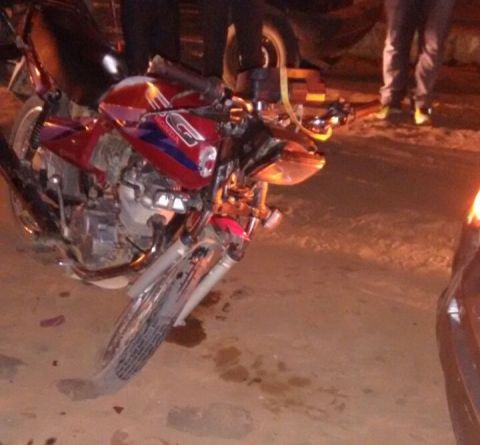 Condeúba: Motociclista se acidenta na rua Martinho Moreira